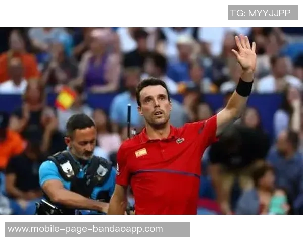 斯波强调约维奇需加倍努力并注重细节以提升比赛节奏和表现